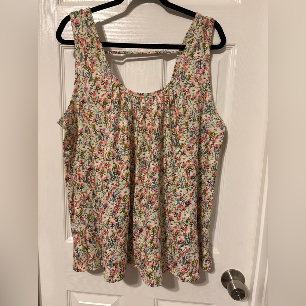 NATURAL LIFE Floral Sleeveless Blouse - Multicolor